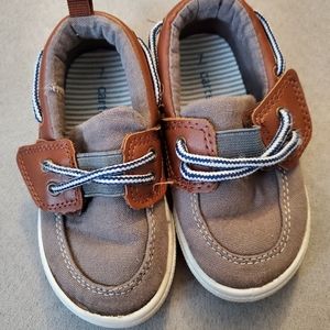 Carters size 7 boys toddler shoes